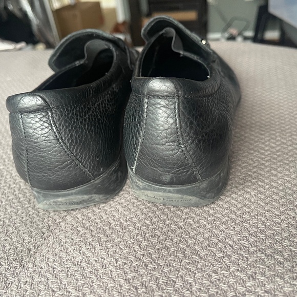 Salvatore Ferragamo pebbled leather Slip-On Leather Loafer black 8.5 - Picture 4 of 12